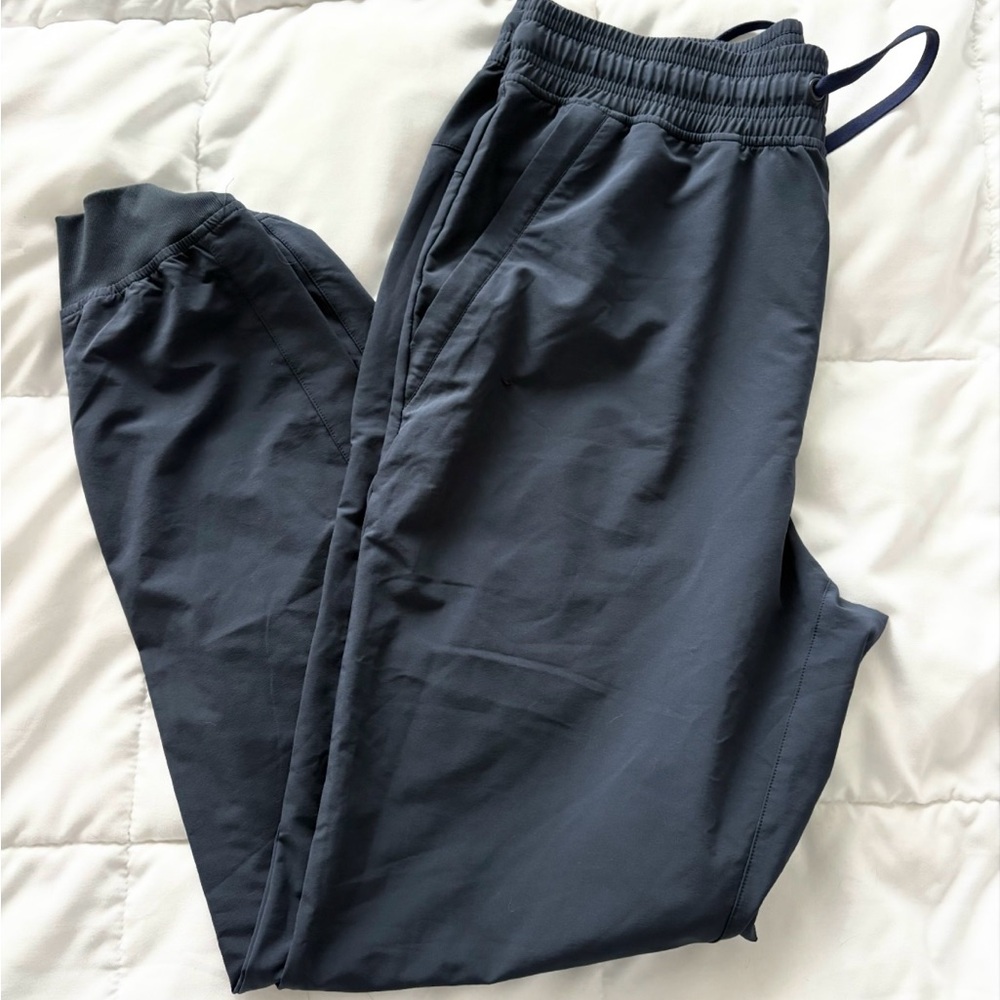 CRZ YOGA Men's Navy Jogger Pants, Size Medium